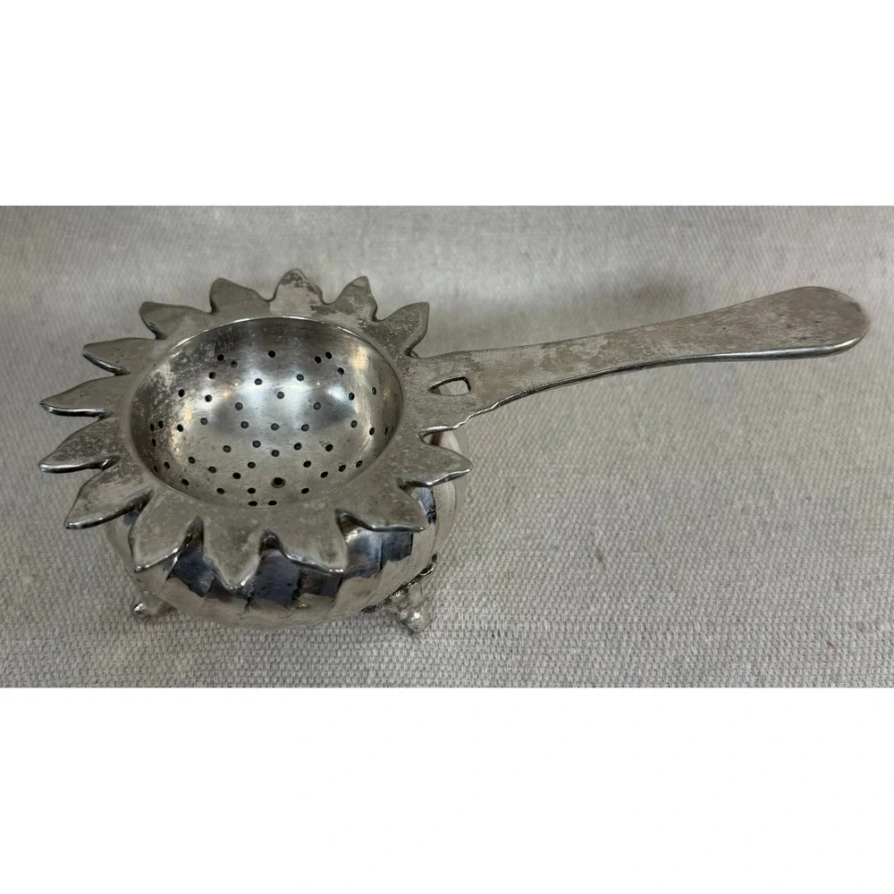 Vintage Silver Tone Tea Strainer Set with Footed Drip Bowls Sunburst Lattice 4pc